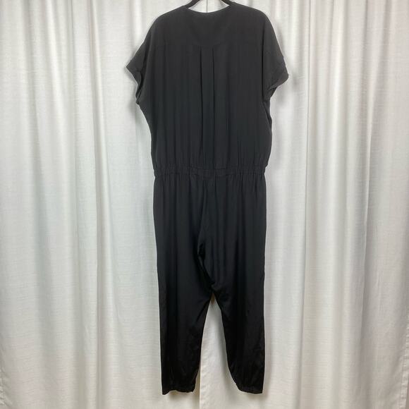 Vince Black Silk Short Sleeve Cropped Jumpsuit Sz.12 - Picture 11 of 16